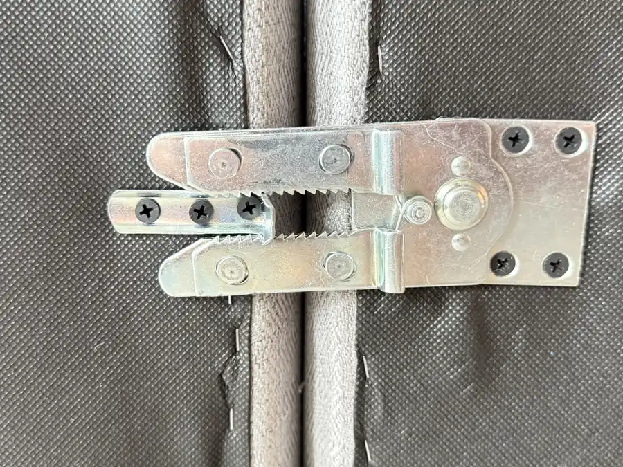 Steel interlocking bracket connecting two Landon modules on the underside