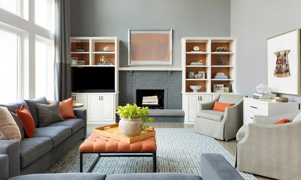 Tufted ottoman