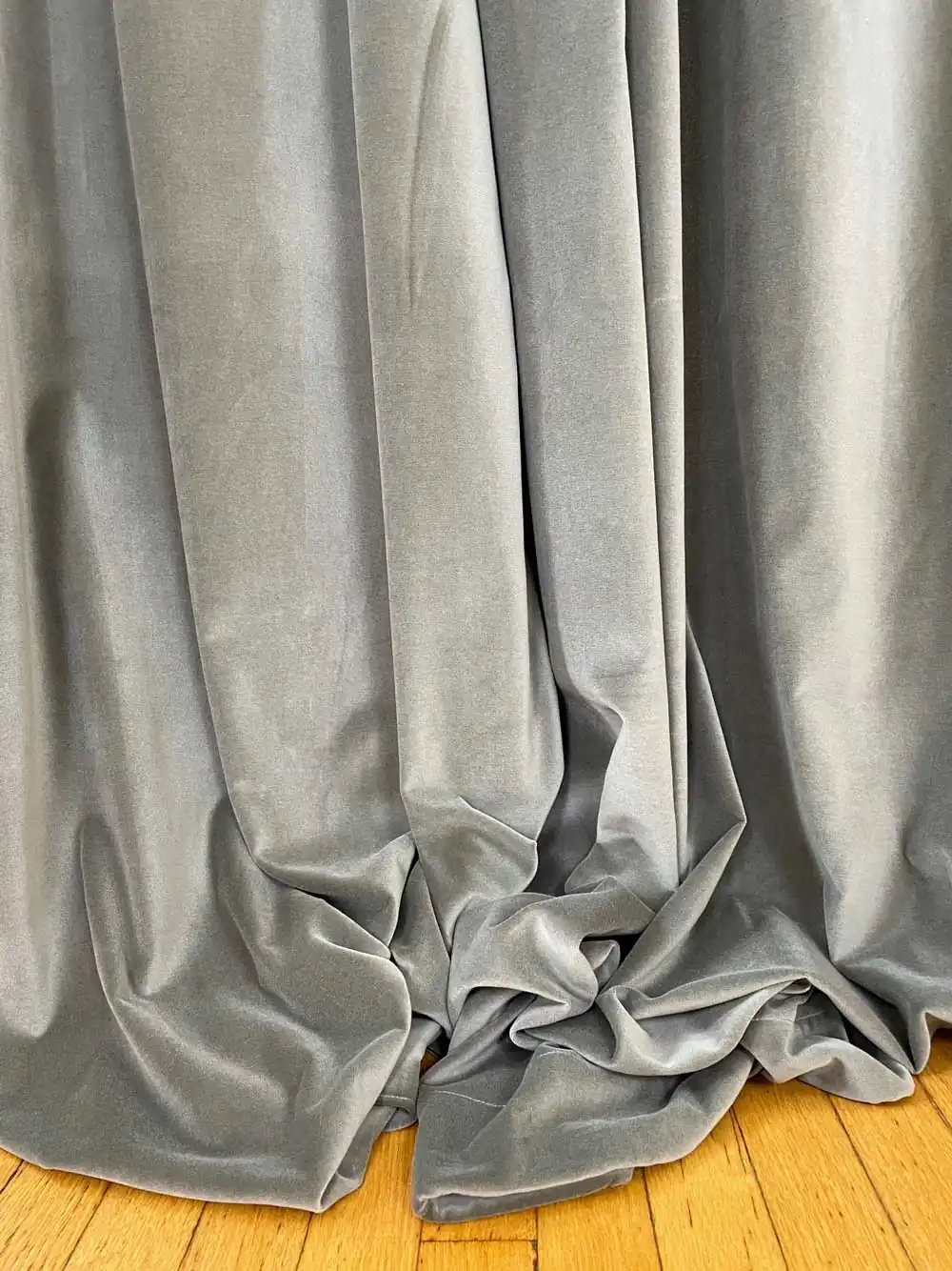 Pooling Curtains