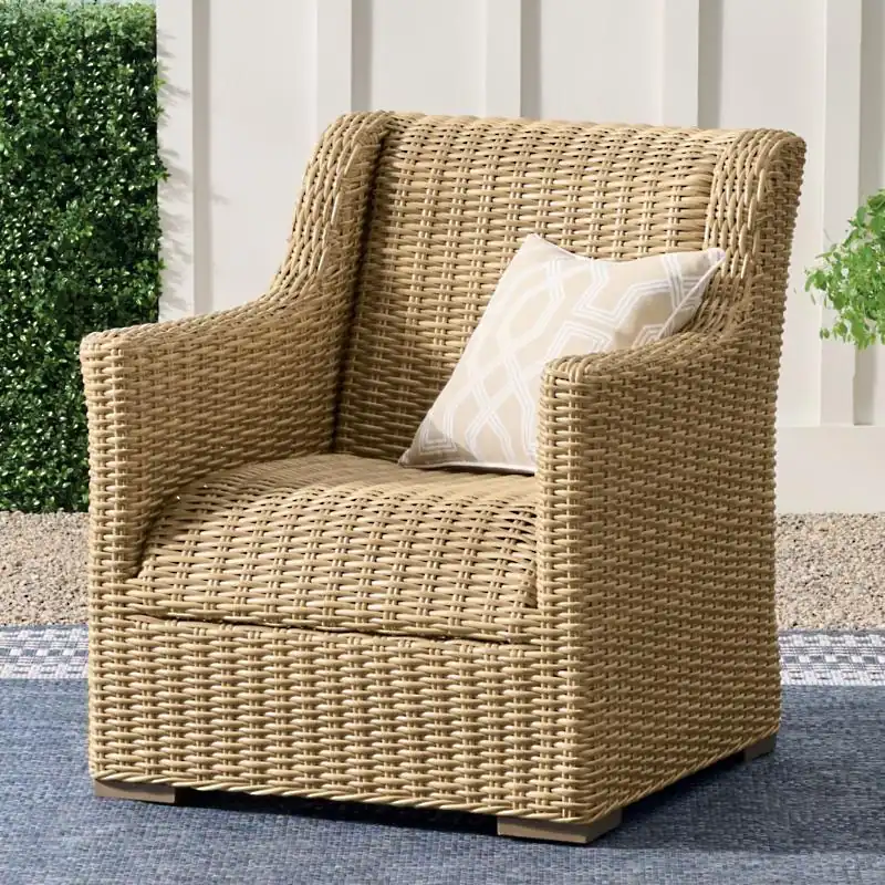 Montville Lounge Outdoor Chair