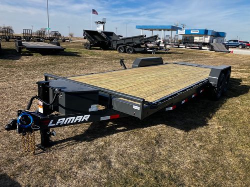 2025 Lamar H6 22'x83 Equipment w/Rhino Ramps