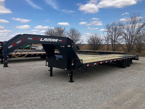 2026 Lamar FD 32' x 102" Low-Pro Flatdeck w/Duals