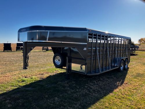 2026 Calico 20' Gooseneck Stock Trailer