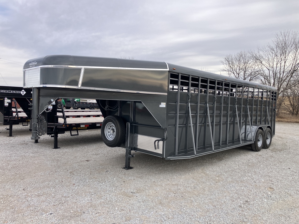 2026 Calico 24' Gooseneck Stock Trailer 