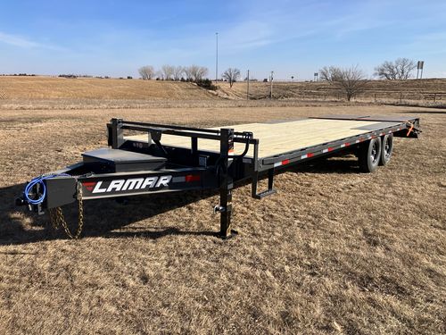 2026 Lamar F8 24'x102" Bumper Pull Deckover