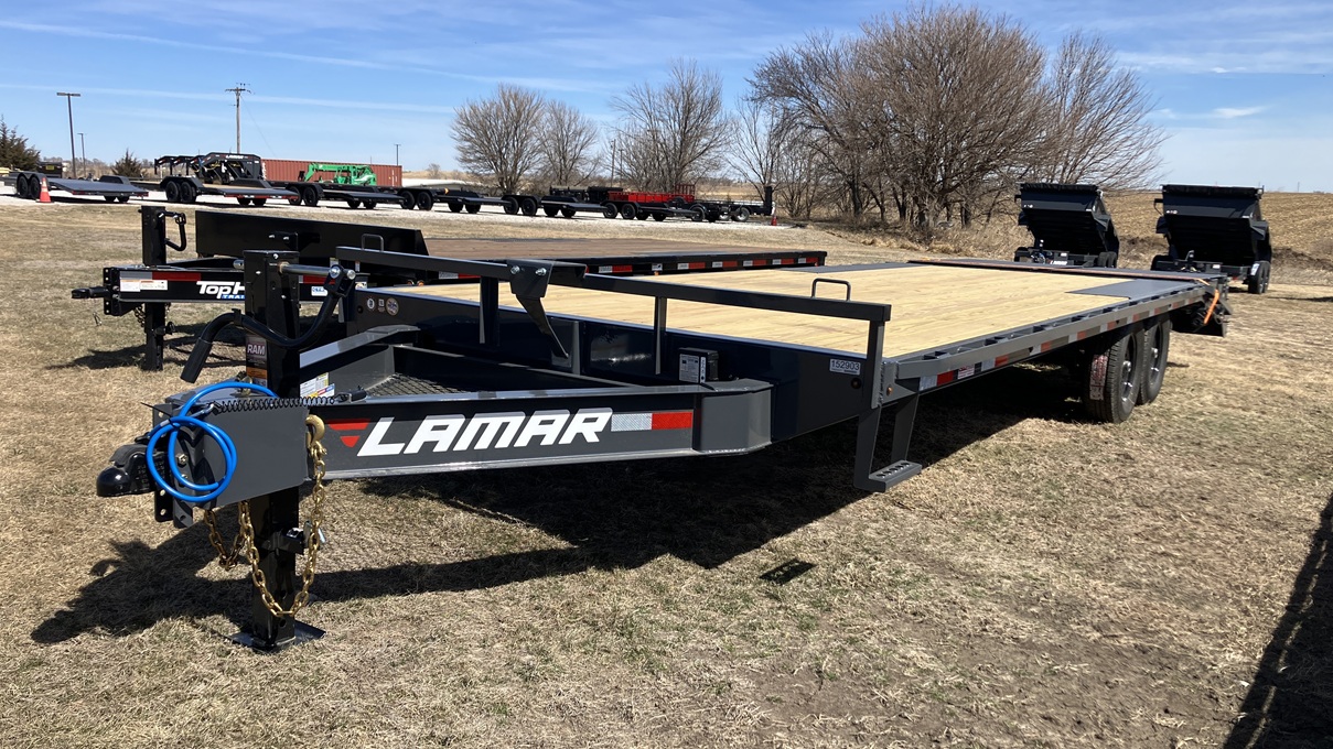 2026 Lamar F8 24'x102" Bumper Pull Deckover 