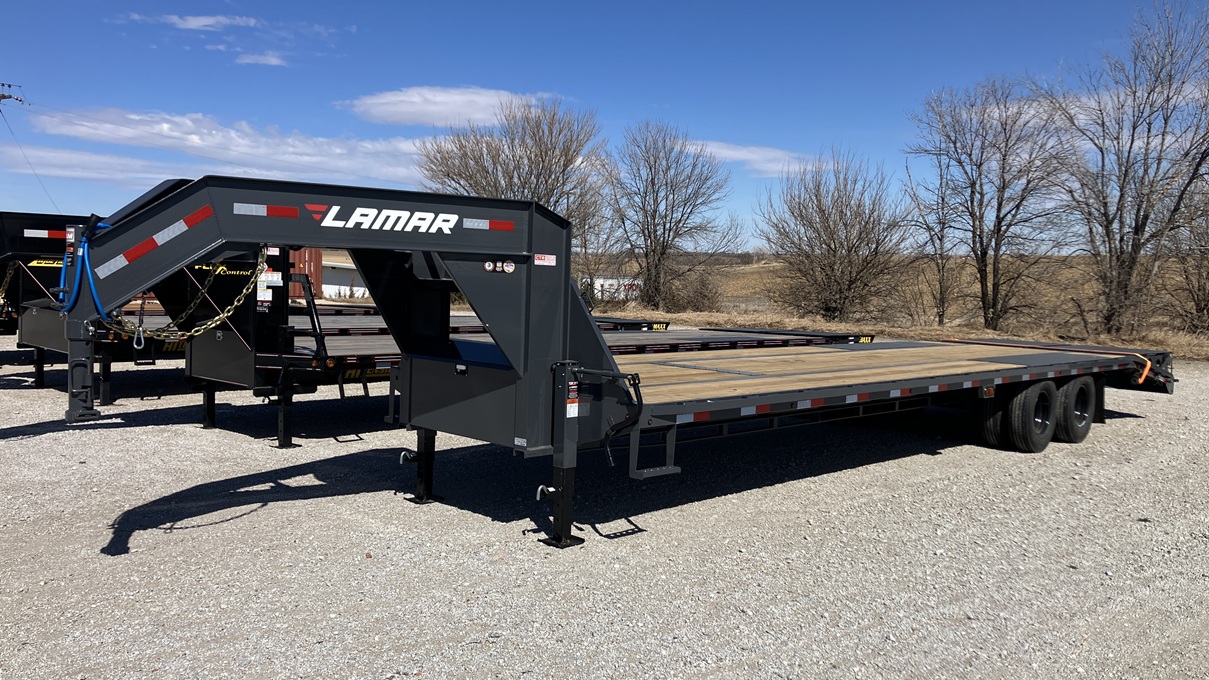 2026 Lamar FD 32' x 102" Low-Pro Flatdeck w/Duals 