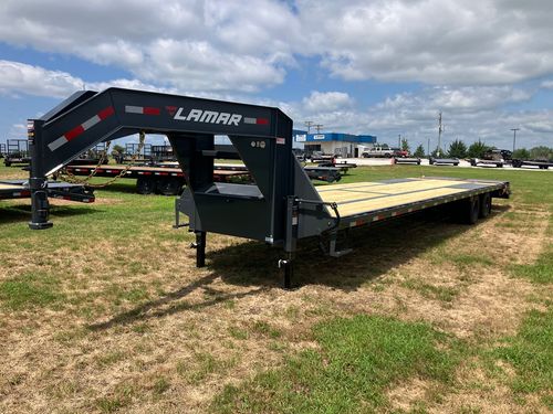 2027 Lamar FD 36'x102" Low-Pro Flatdeck w/Duals