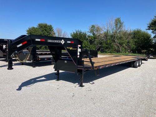2027 Diamond T 40' x 102" Low-Pro Flatdeck w/Duals