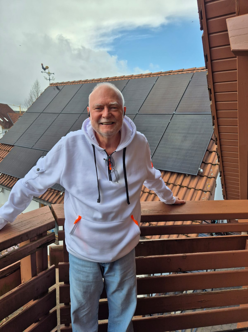 Enpal Kunden mit ihrer Enpal Energielösung