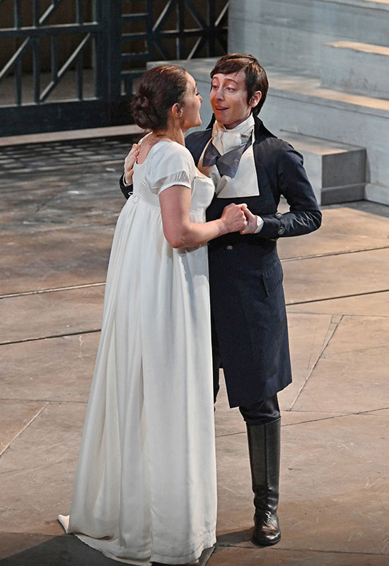 Lidia Vinyes Curtis singing with a woman in La Clemenza di tito