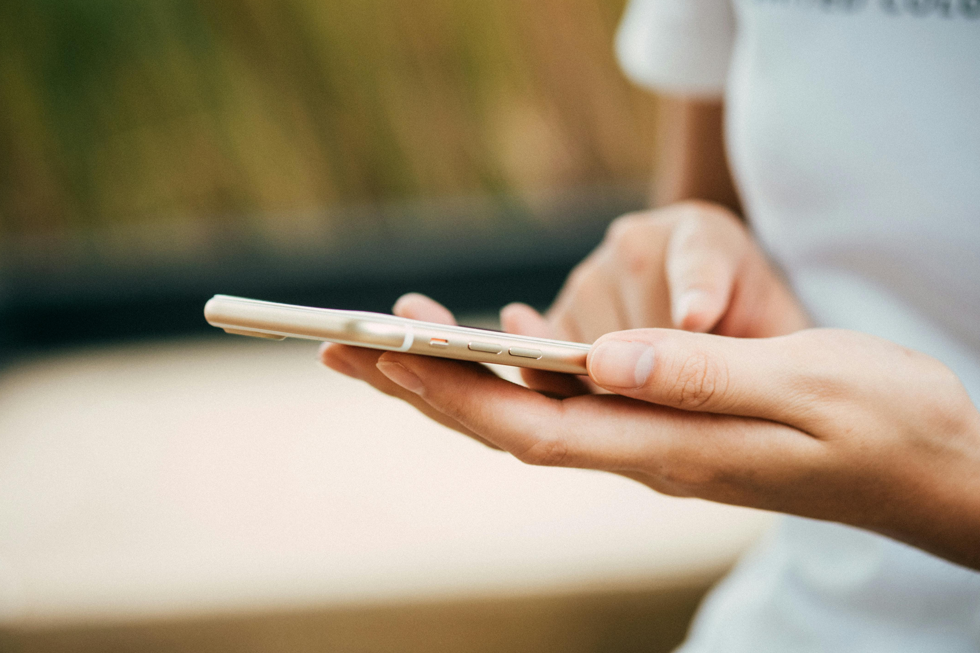 How Franchisors Can Strengthen Their Franchisee's with Wholesale Mobile & Voice Services