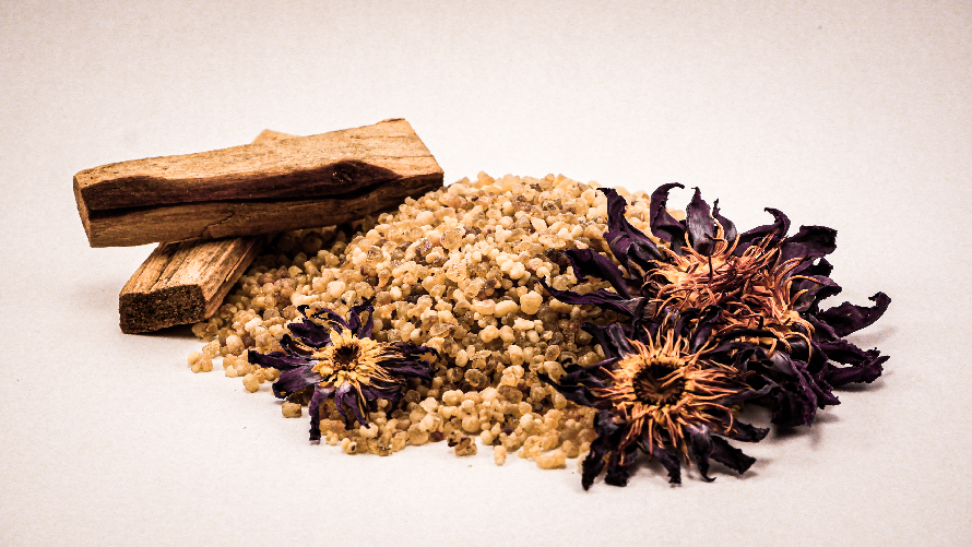 Frankincense (Boswellia serrata and Boswellia Papyrifera)
Probably best known because of the Nativity story, Frankincense - derived from the resin of a tree called Boswellia serrata and other species of the same - has an interesting history. In Hebrew, its name is Levonah, meaning "white;" in Arabic, a closely-related language, it is 'al-Luban, a term referring to milk; the name of the modern country of Lebanon is derived from both. However, it came to be known as "frankincense" when crusaders - many of whom were French or "Frankish" - introduced it to Europe during the Middle Ages. Dried frankincense is used in numerous ways, including perfume and aromatherapy; ancient Egyptians used burnt powdered frankincense as eyeliner. The burning of the dried c/s Boswellia Serrata resin has also played a part in the religious rites of all three Abrahamic traditions. Frankincense is thought to be non-toxic, but when using natural herbs for therapeutic purposes - even organic herbs - prudence and caution are fortuitous. 