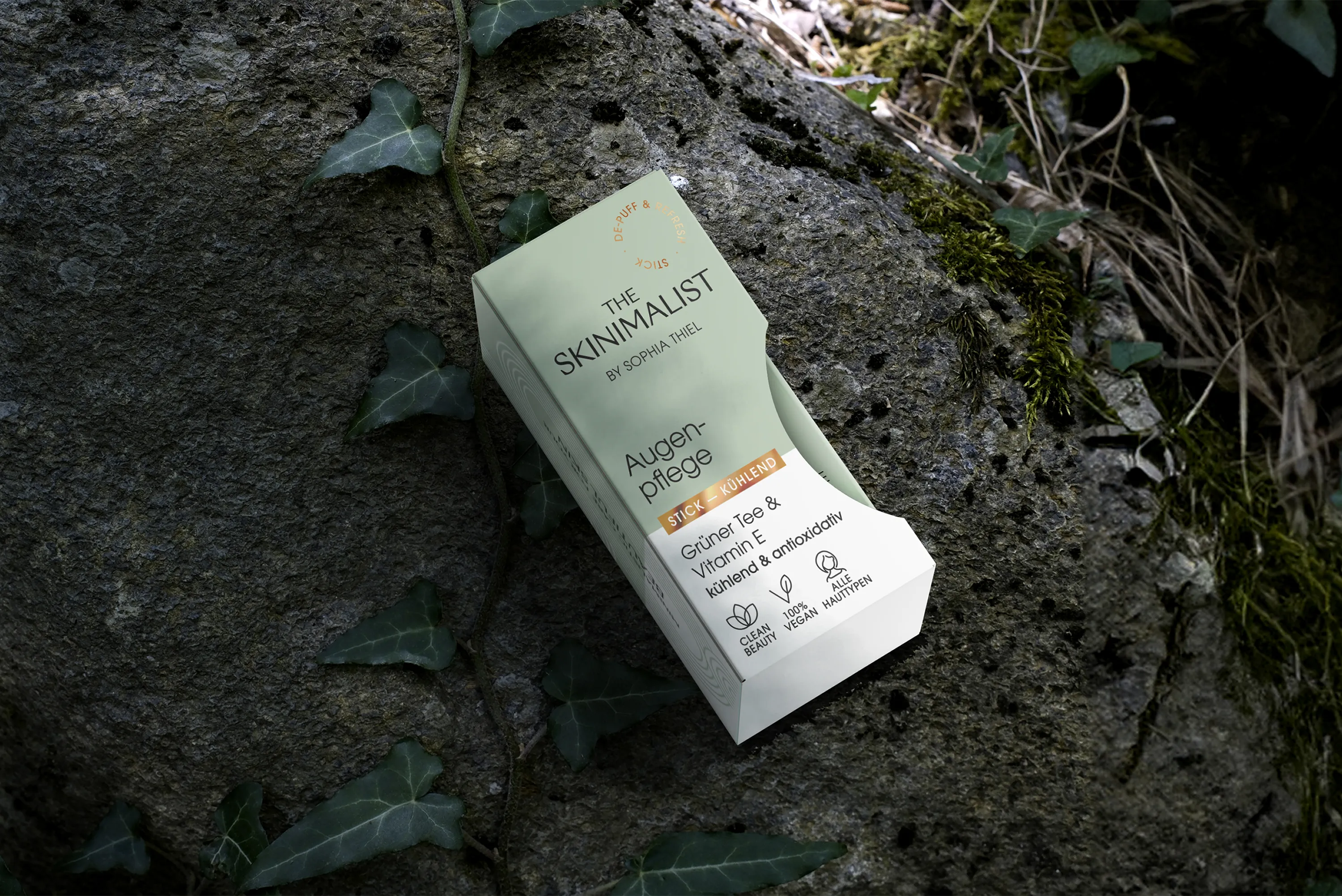 Verpackung einer Augenpflege von The Skinimalist.