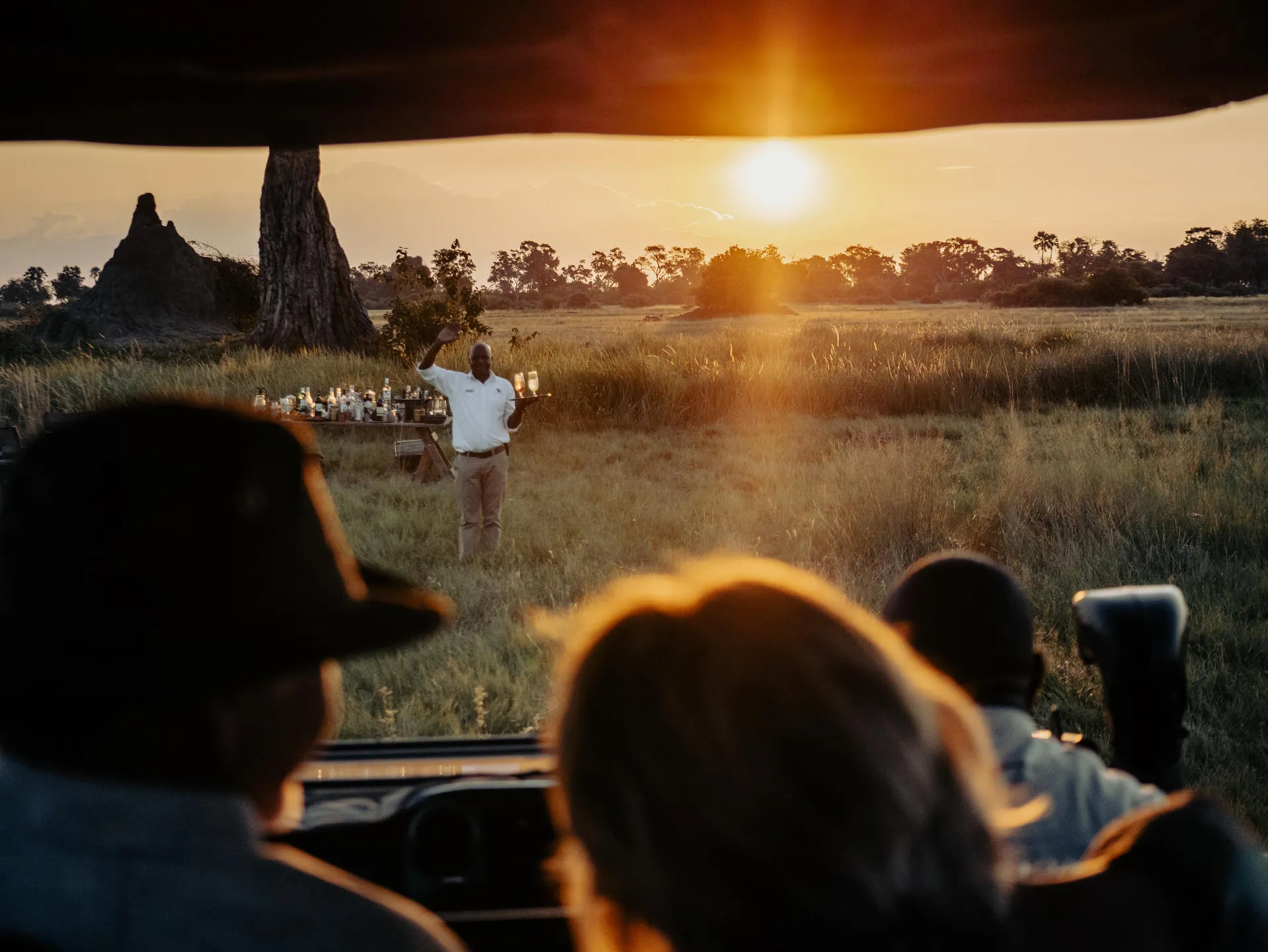 A sunset drink stop of dreams: sharing unique experiences like this creates memories for a lifetime. Little Mombo.