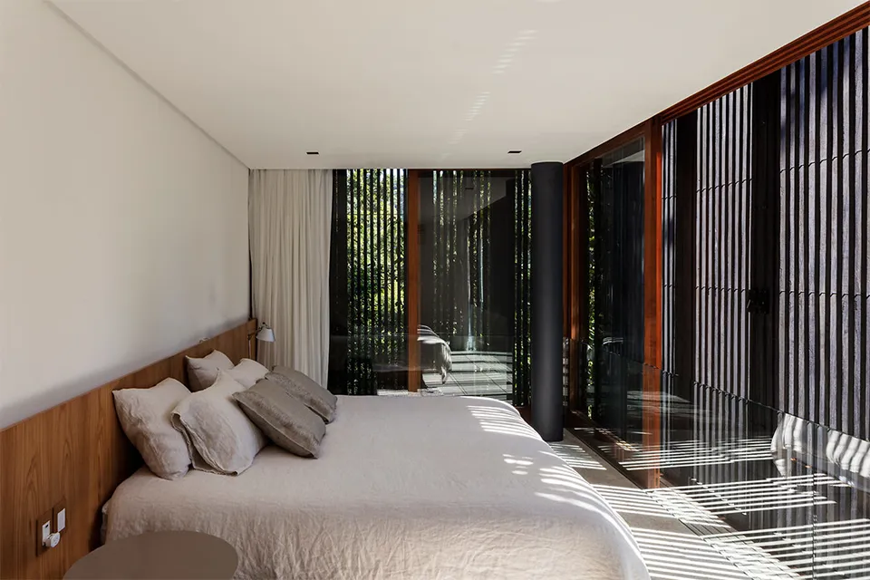 Brazilian MH House By Jacobsen Arquitetura