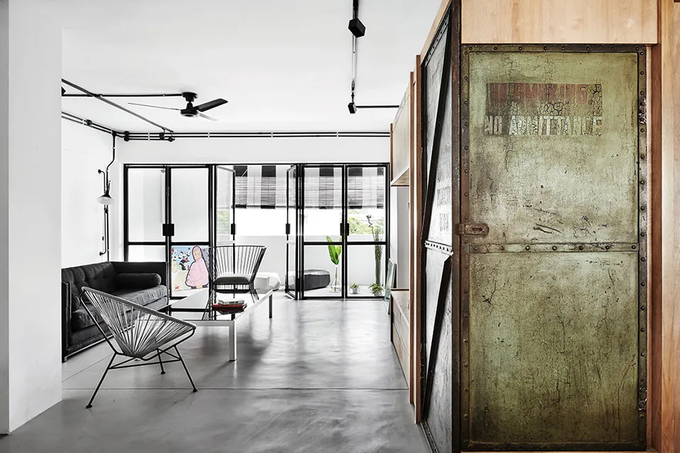 The Crate Apartment In Singapore By Upstairs