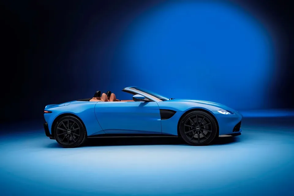 2021 Aston Martin Vantage Roadster