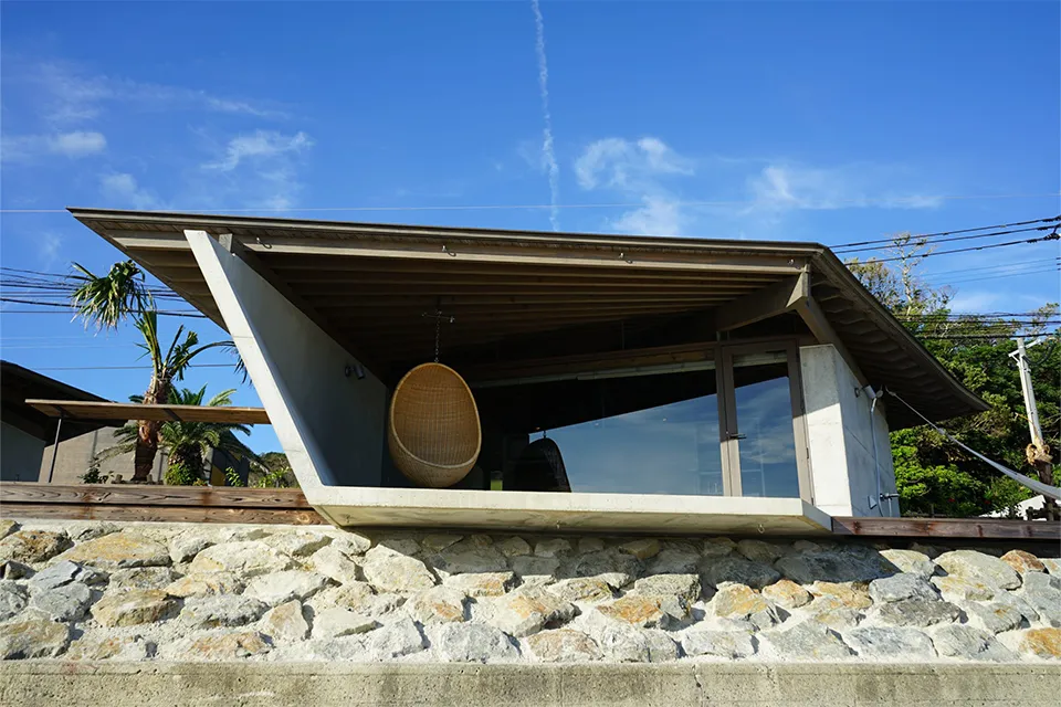 DenPaku Beachfront Mijora Villas