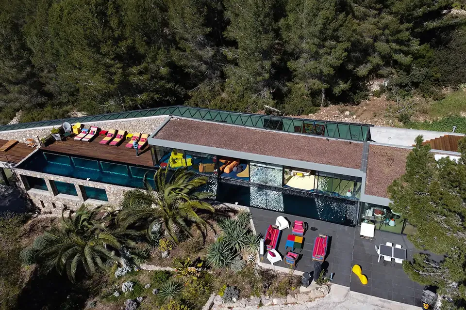 AirBnB Villa On The Rocks In Bandol, France