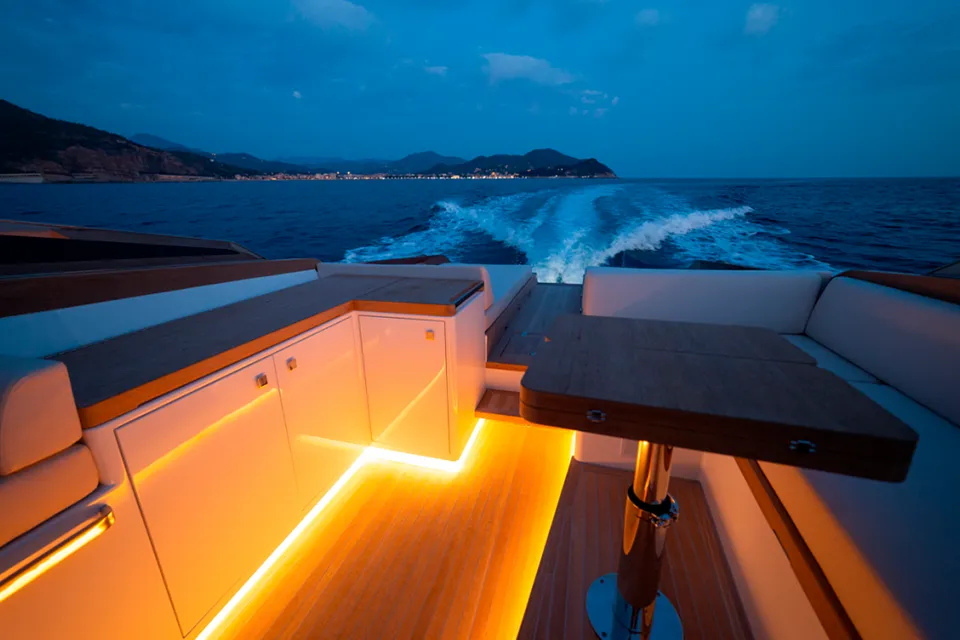 Castagnola Heritage 9.9 Yacht