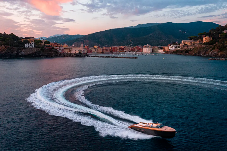 Castagnola Heritage 9.9 Yacht