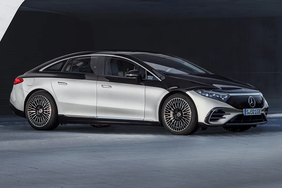 2022 Mercedes-Benz EQS Electric Sedan