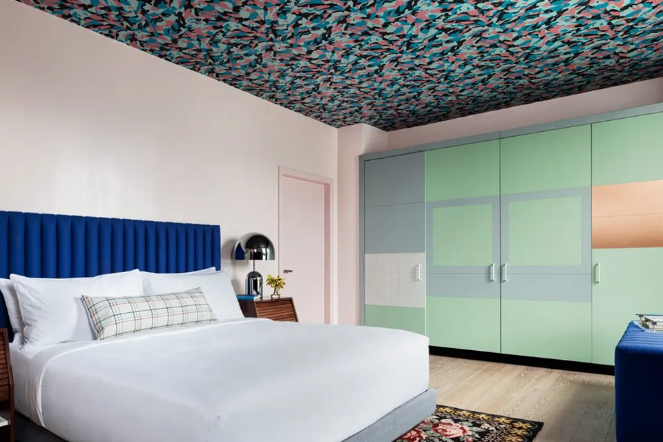 Graduate Roosevelt NYC Island Hotel