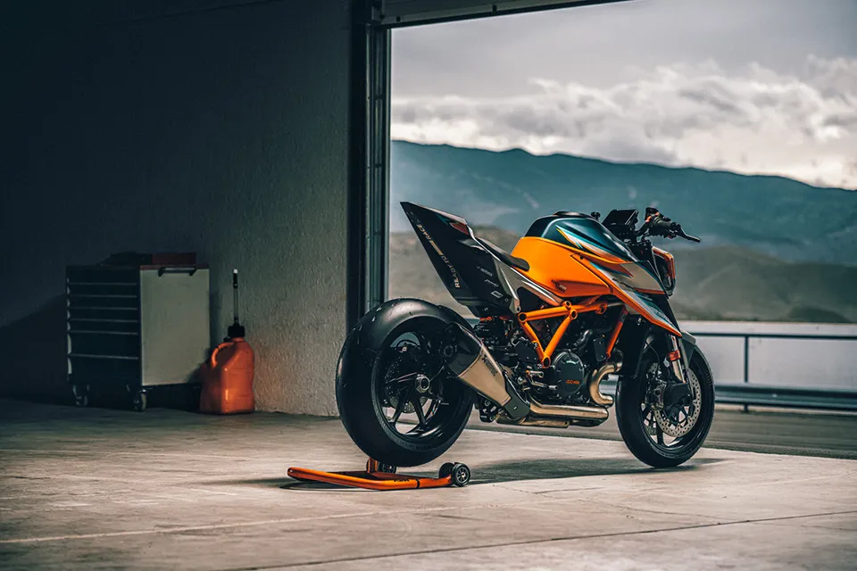 KTM 1290 Super Duke RR 2021