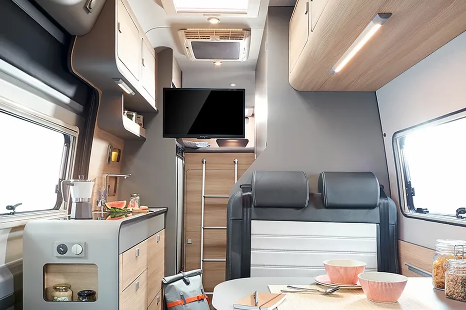 Alphavan 4X4 Premium Caravan Hersteller