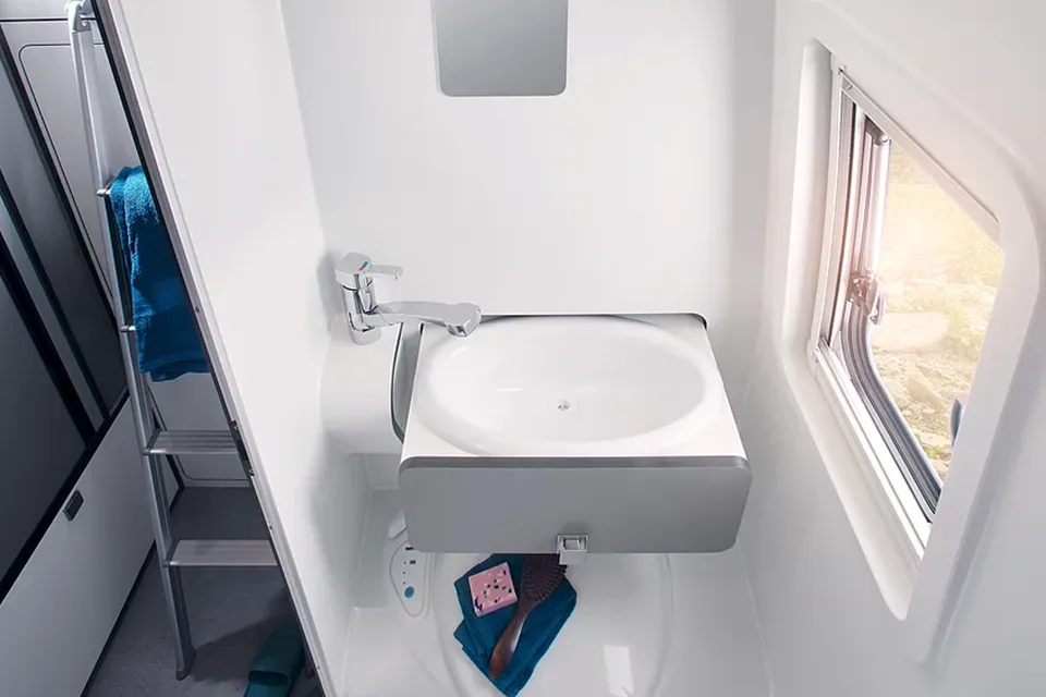 Alphavan 4X4 Premium Caravan Hersteller