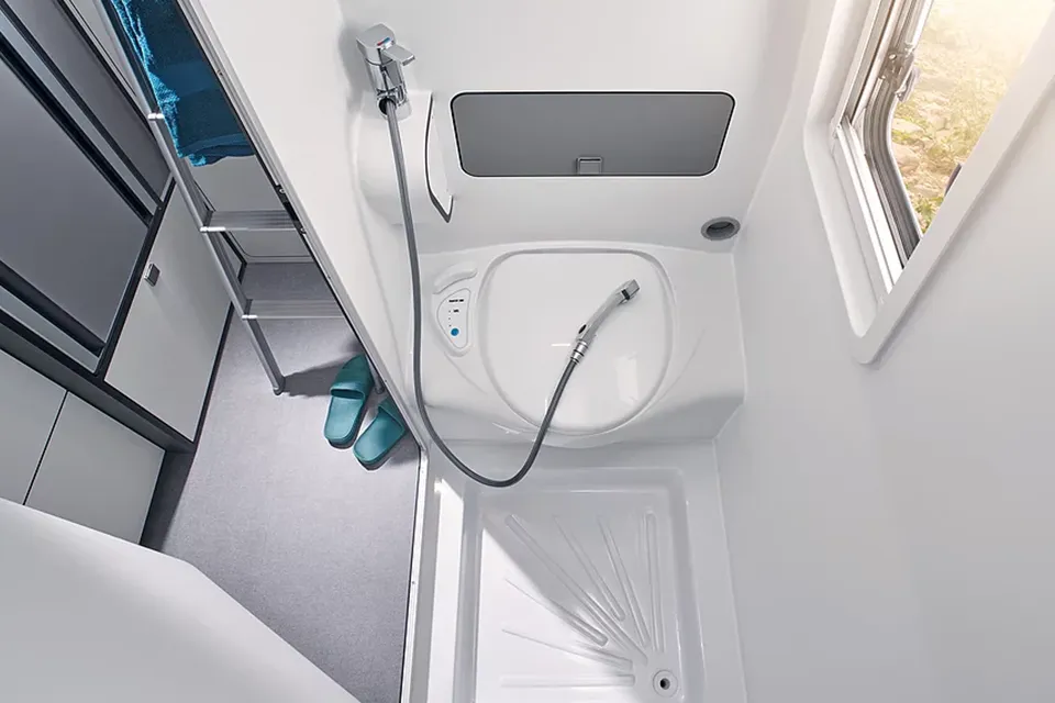 Alphavan 4X4 Premium Caravan Hersteller