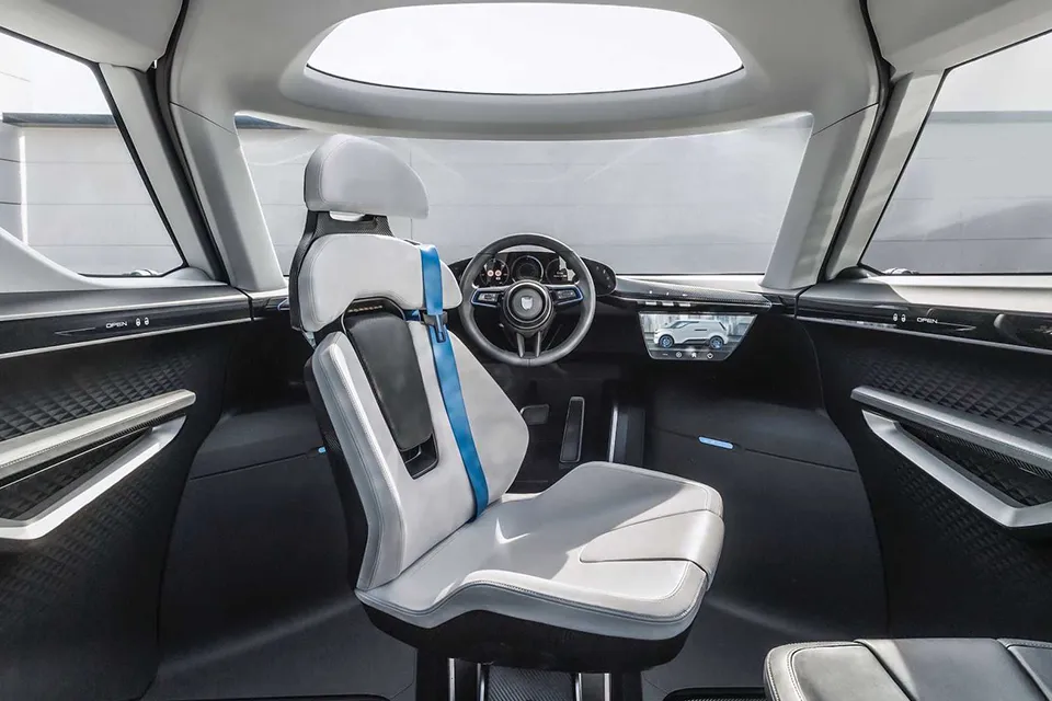 Porsche Renndienst EV Concept