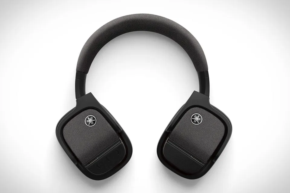 Yamaha YH-L700 Headphones