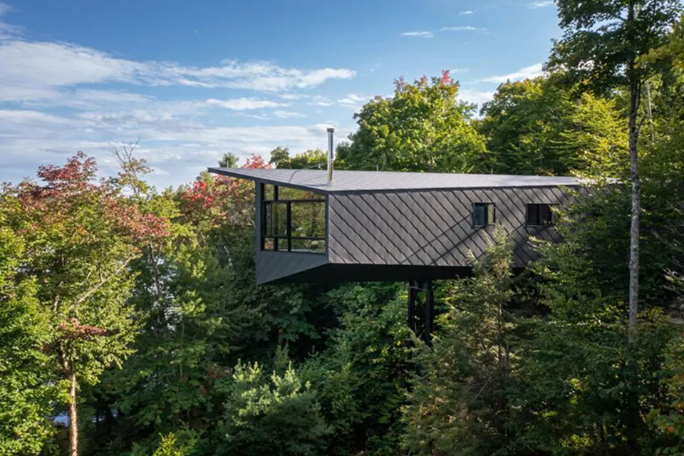 M.o.r.e. Cabin