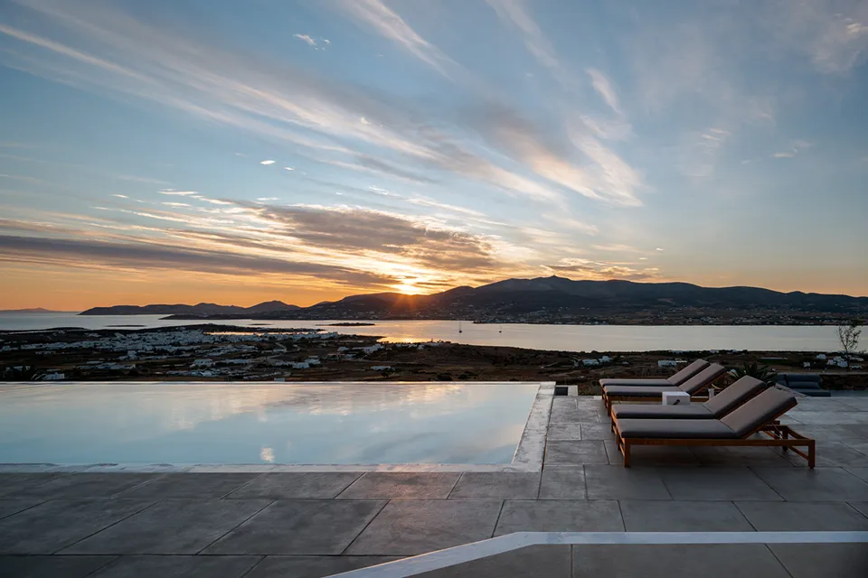 Antiparos Subterranean Villa