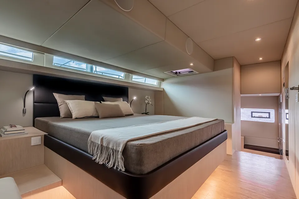 Silent-Yachts Silent 60 Solar Electric Catamaran