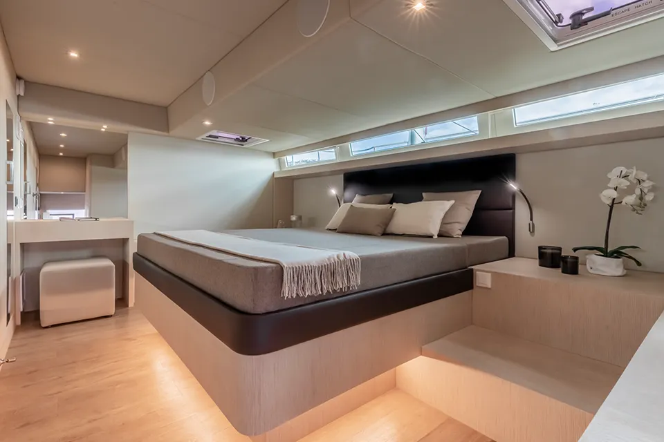 Silent-Yachts Silent 60 Solar Electric Catamaran