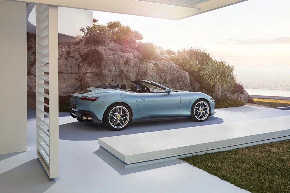 2024 Ferrari Roma Spider