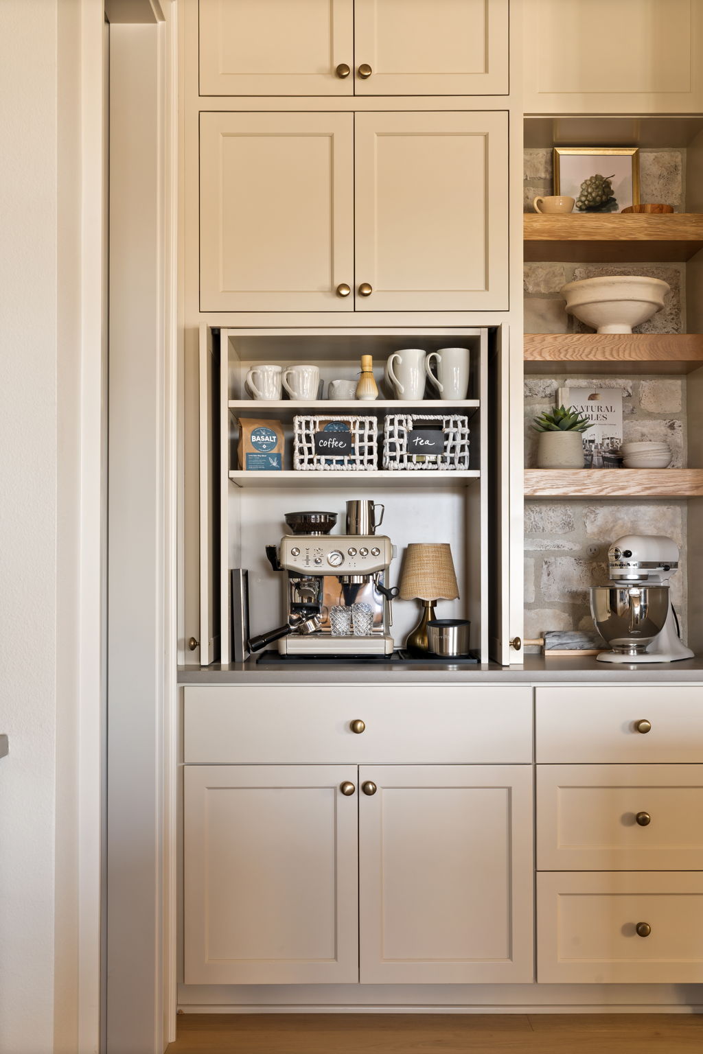 modern rustic cottage - Kitchen