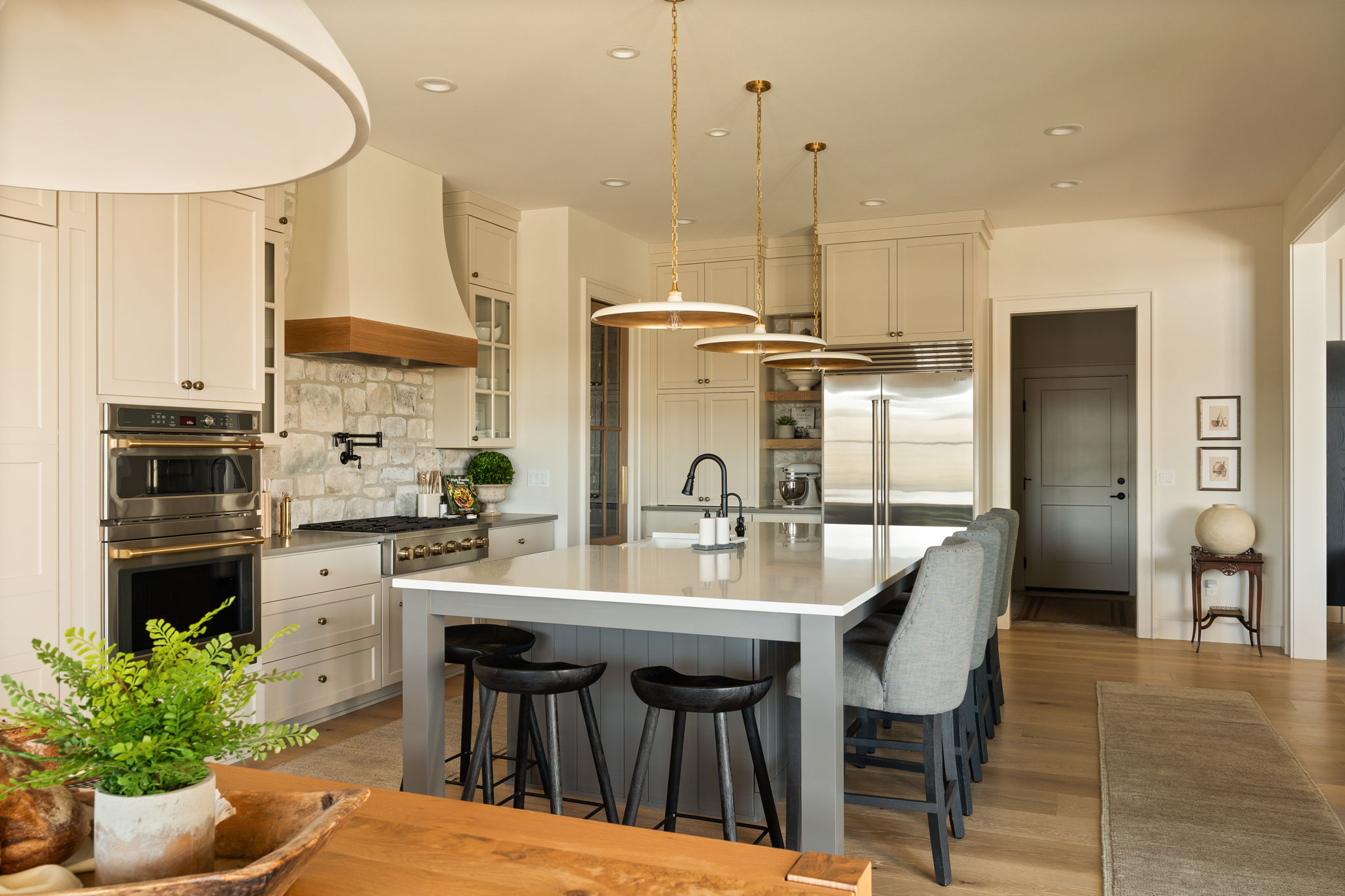 modern rustic cottage - Kitchen