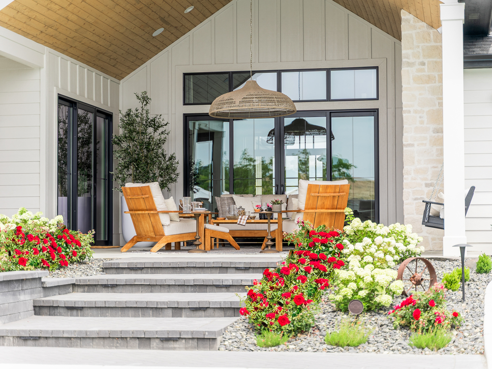 modern rustic cottage - Exterior