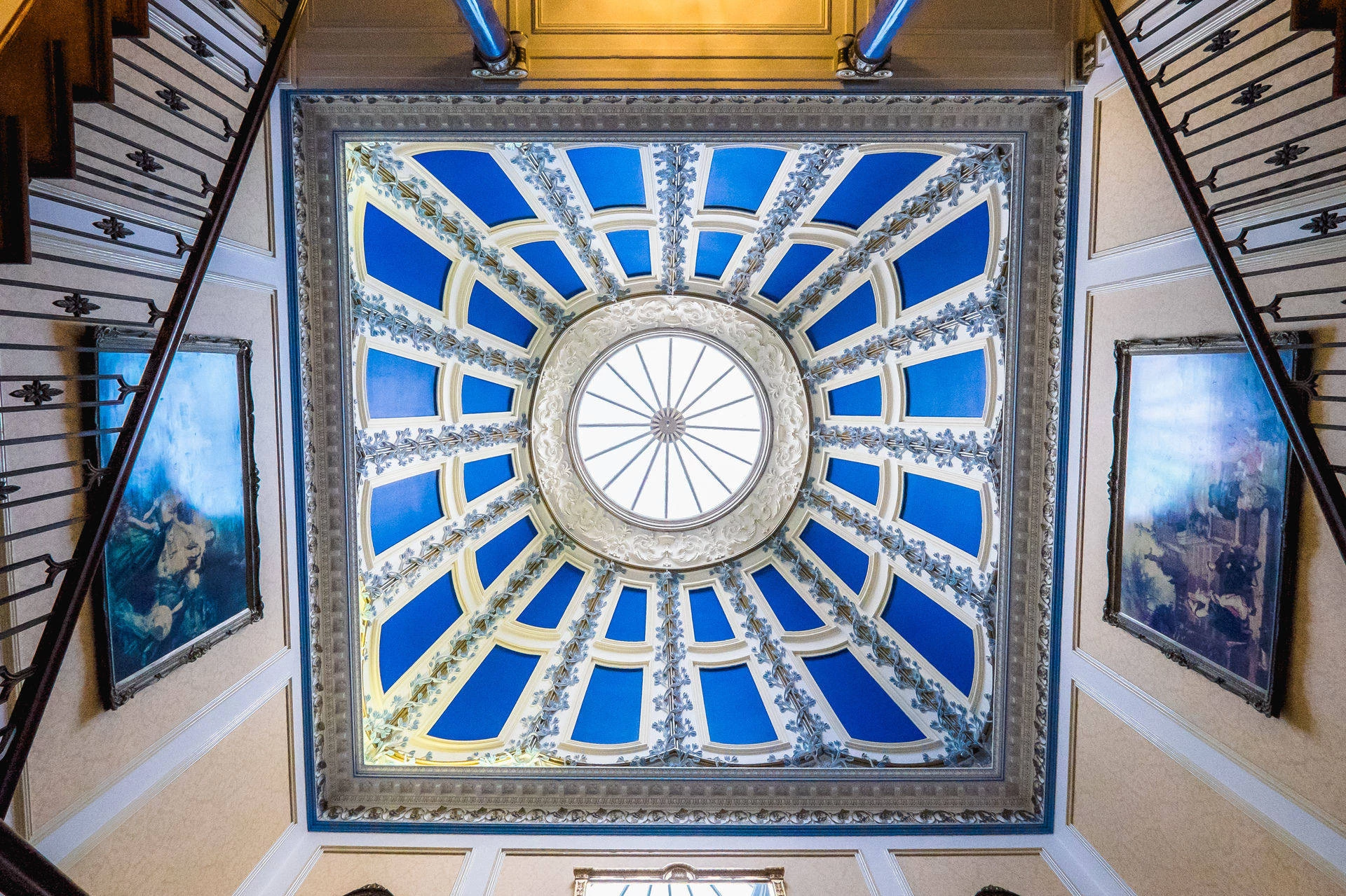 Domed ceiling
