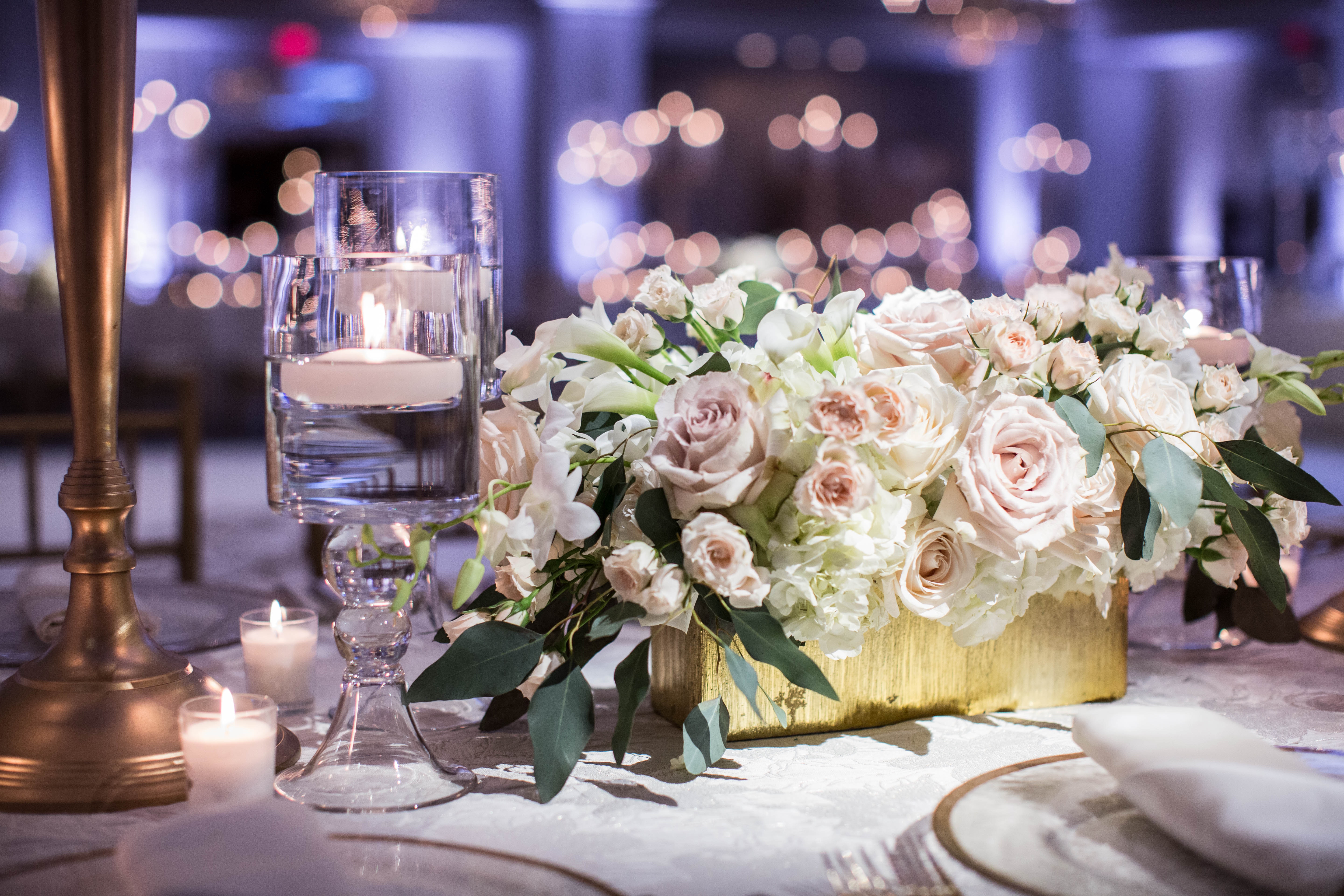 White and pink rose flowers in an arrangement