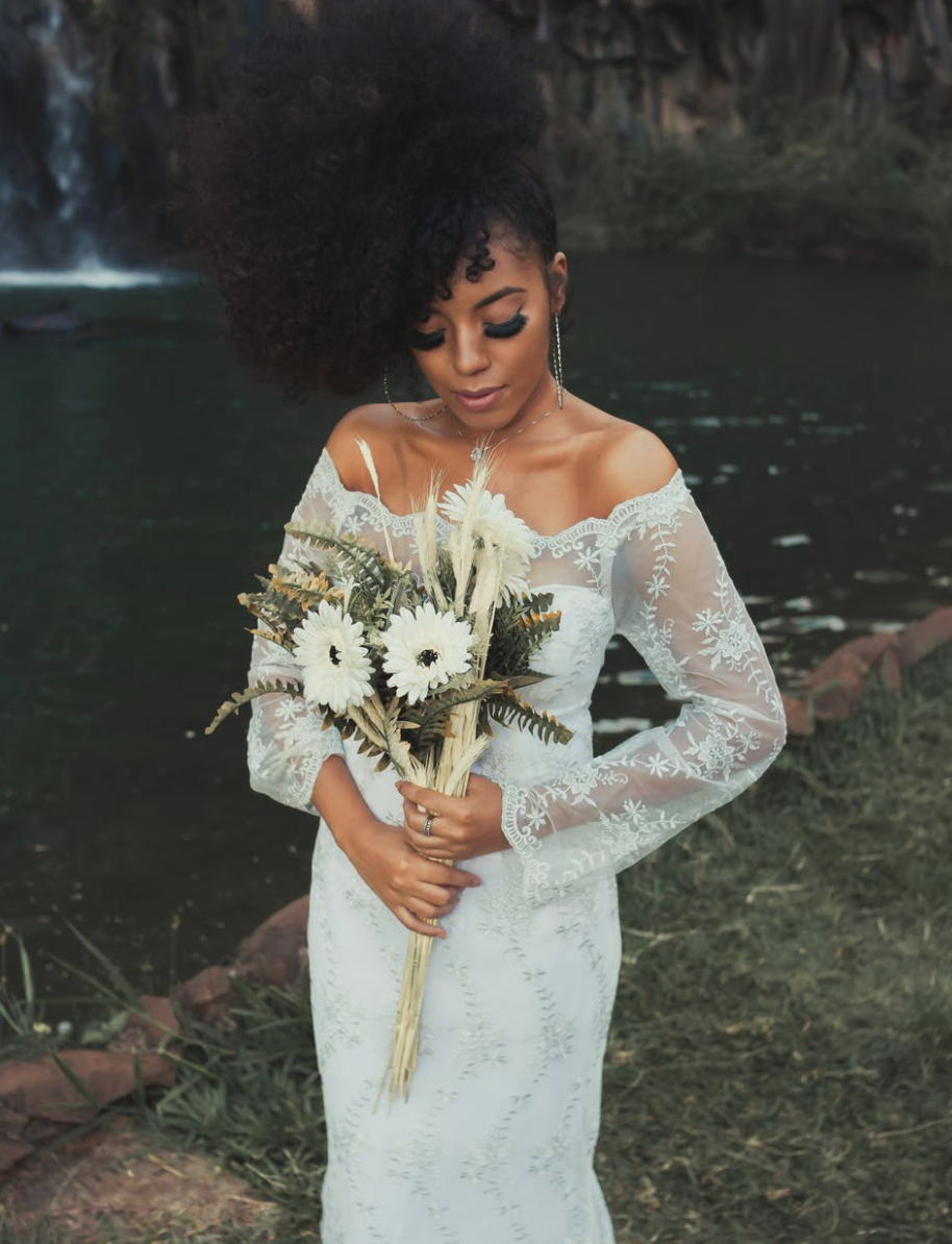 Wedding flowers by Floral Studio NYC for a spring wedding