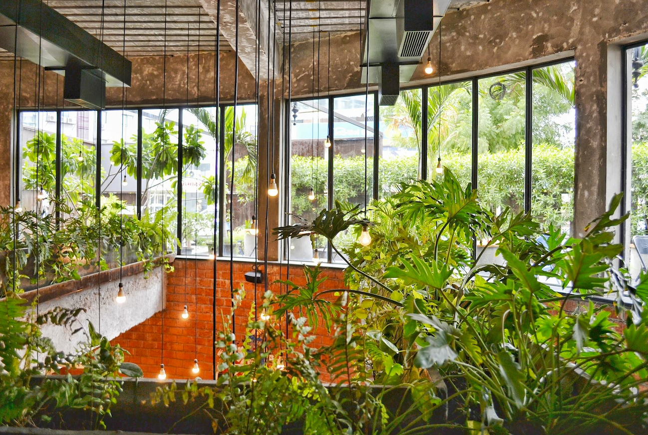 Urban garden retreat for a busy New Yorker