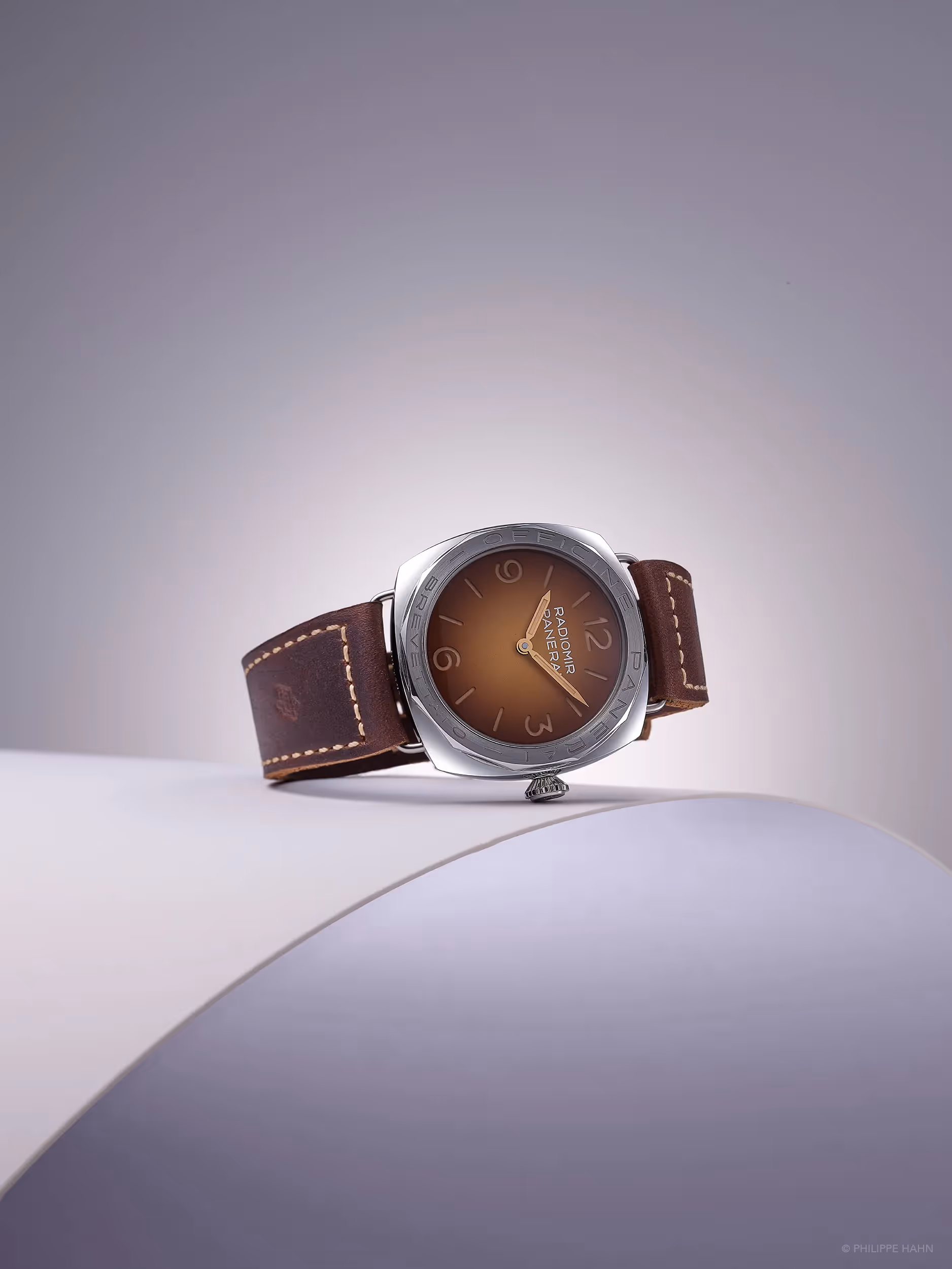 Photographie réalisé en Studio de la montre Panerai Radiomir par Philippe Hahn