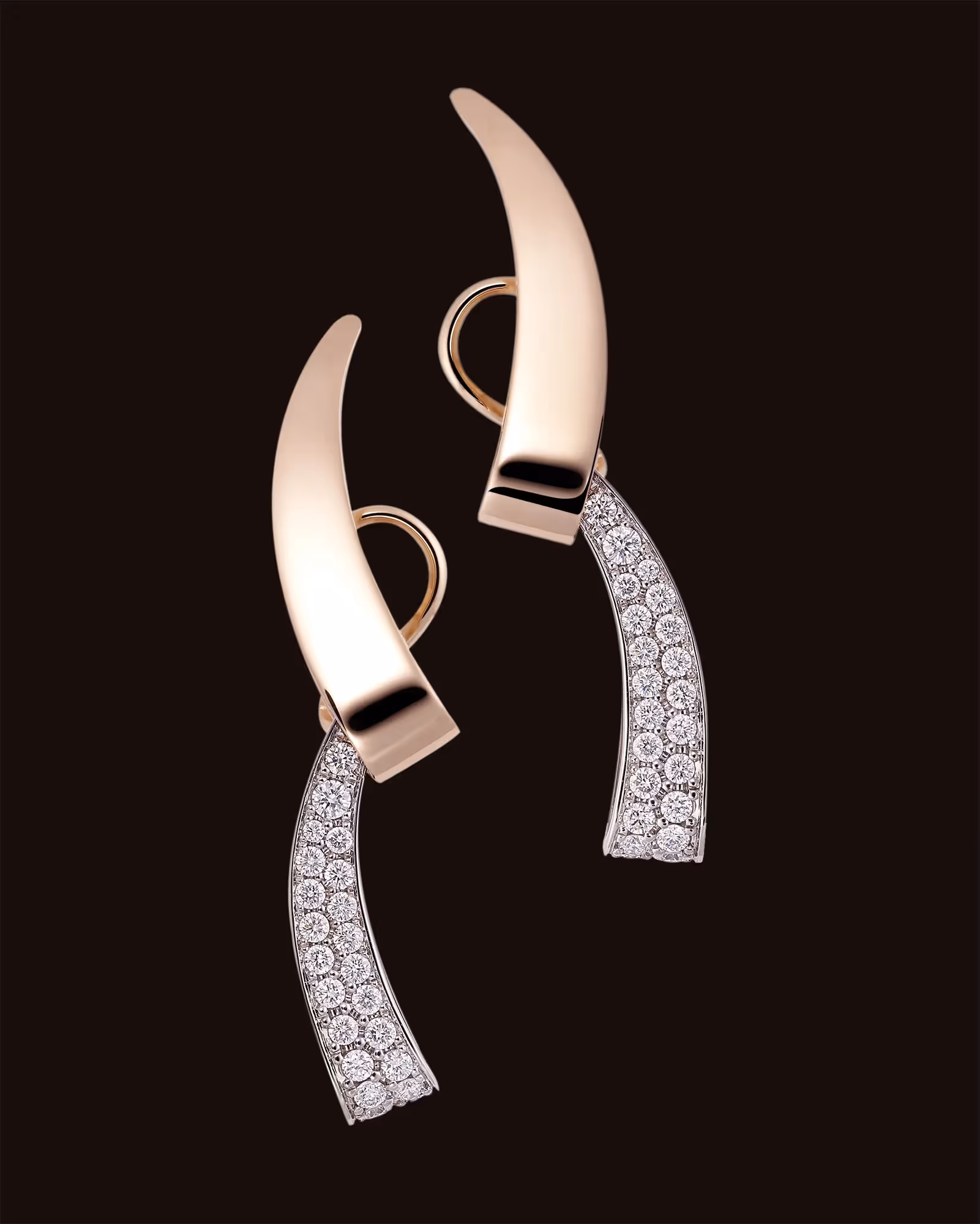 boucles d'oreilles haute joaillerie or serti de diamants