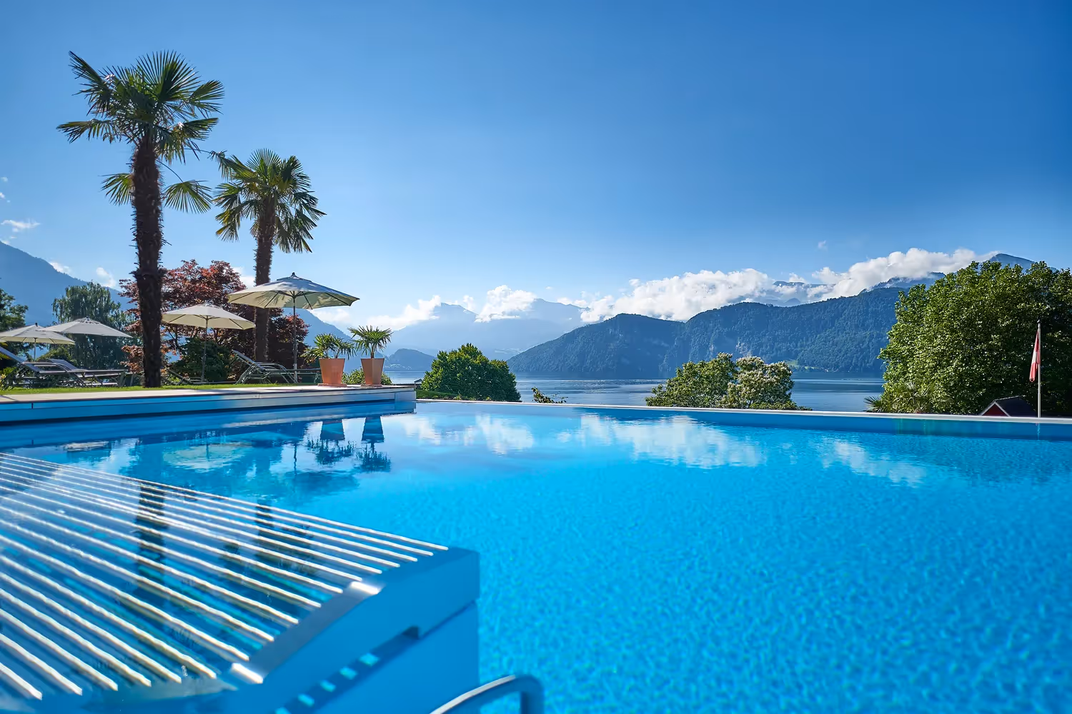 piscine de l'hotel Alexander à Weggis