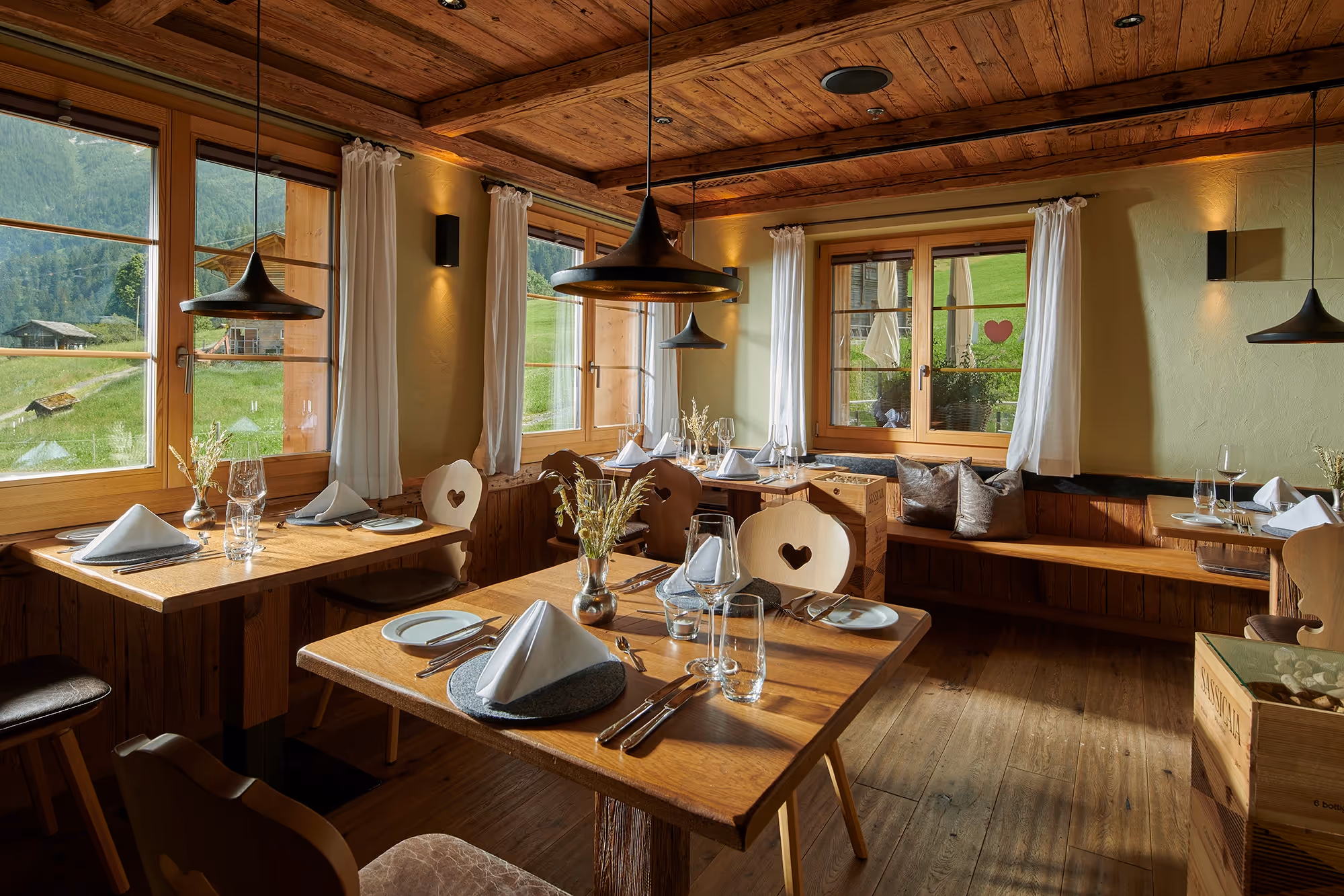 alpstube, un des restaurant de l'hôtel aspen de grindelwald en suisse